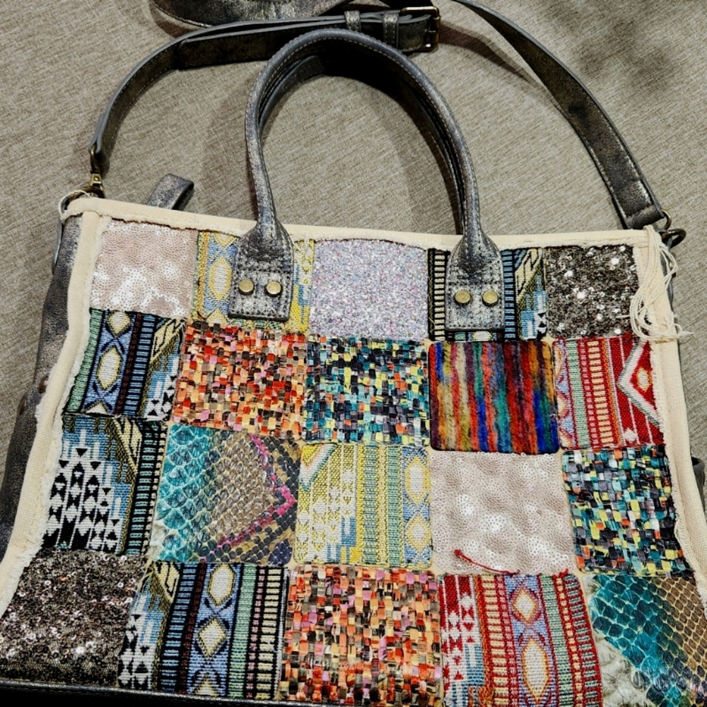 Tote bag